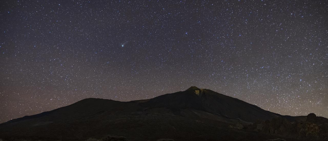 Cometa desde el Llano de Ucanca