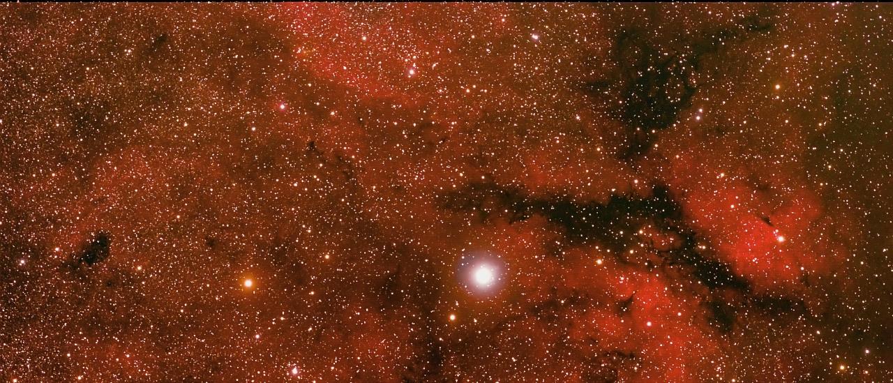 Nebulosa IC 1318