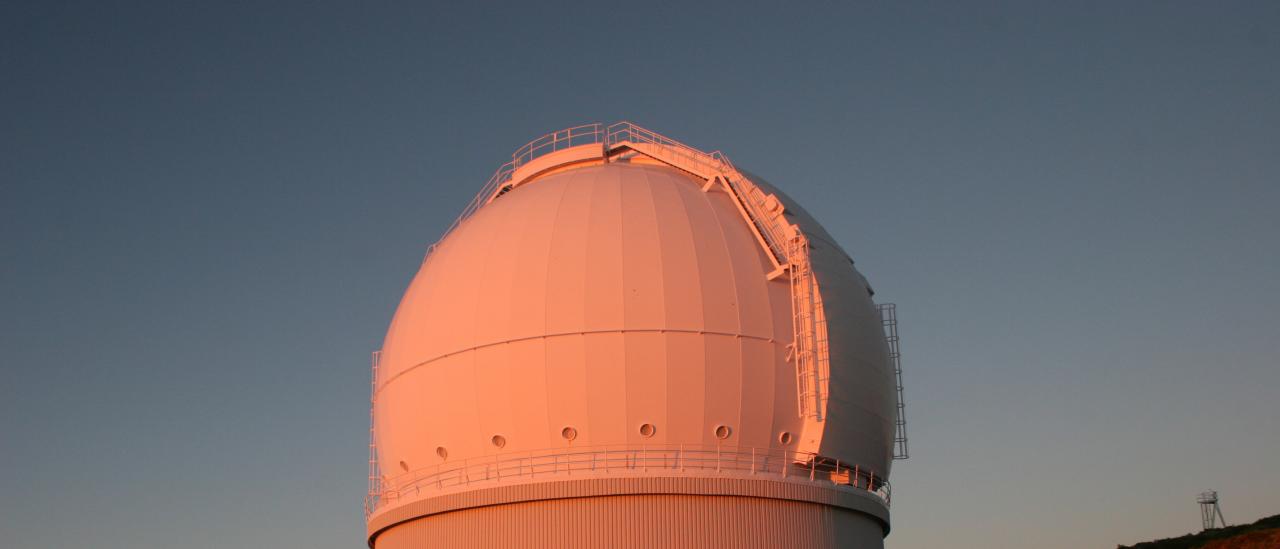 The William Herschel Telescope at twilight