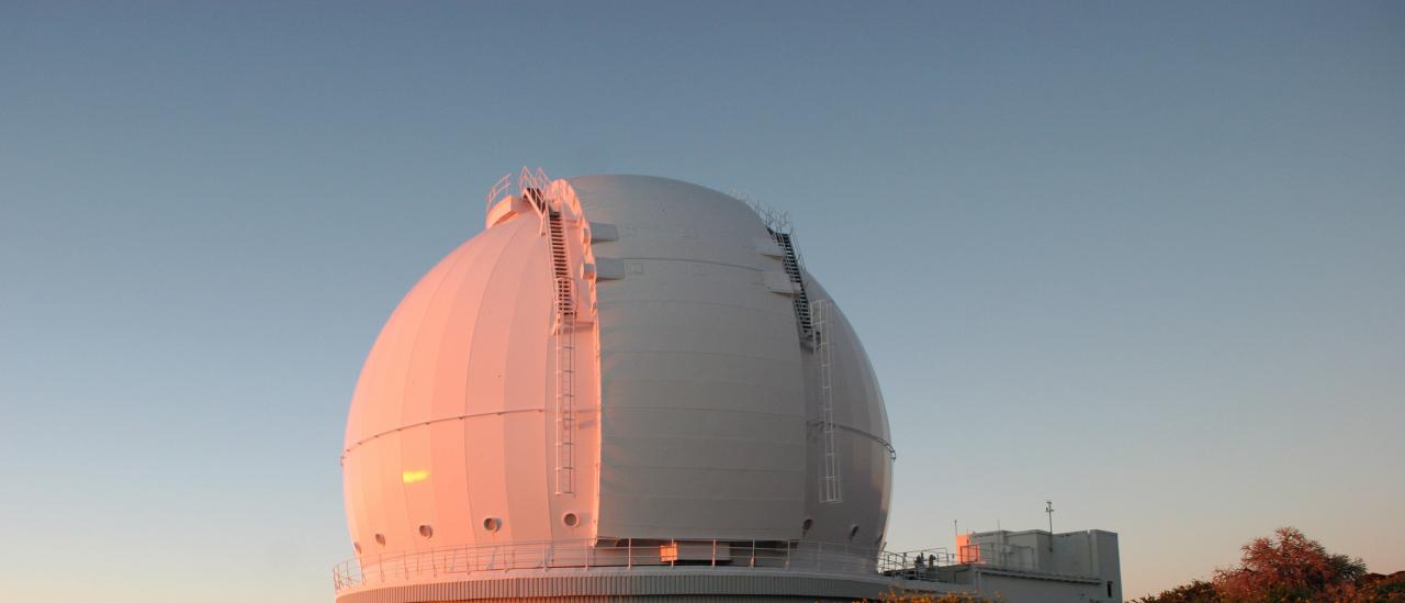 The William Herschel Telescope at twilight