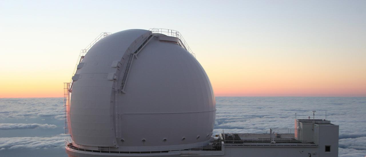 The William Herschel Telescope at twilight