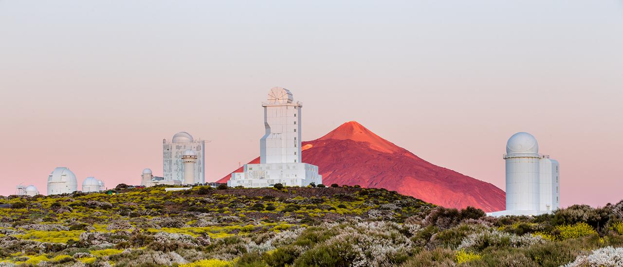 Primavera en el Observatorio del Teide (Tenerife)