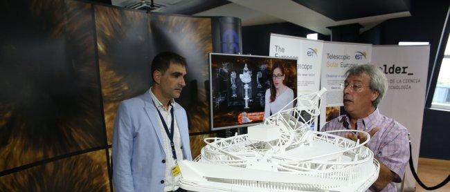 Presentación de la maqueta del Telescopio Solar Europeo en el Museo Elder de Las Palmas