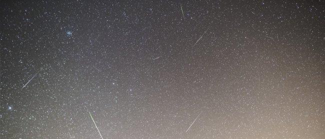 Meteors recorded at the Teide Observatory of the IAC between 06:13h and 06:38h UT (local Canary Island Time), on the 4th of January 2017. The brightest star, to the left, is Procyon (In Canis Minor), with Castor and Pollux (in Gemini) almost in the centre