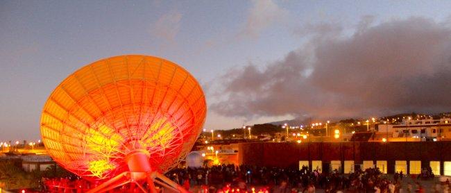 Primeras imágenes y secuencias de la Luna Roja desde Namibia y Tenerife