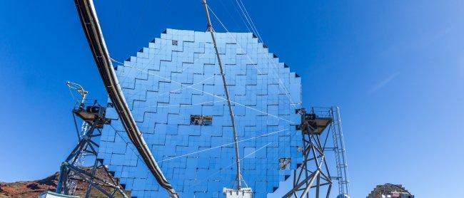 Estrellas de la literatura ‘tocan el cielo’ en el Observatorio de La Palma