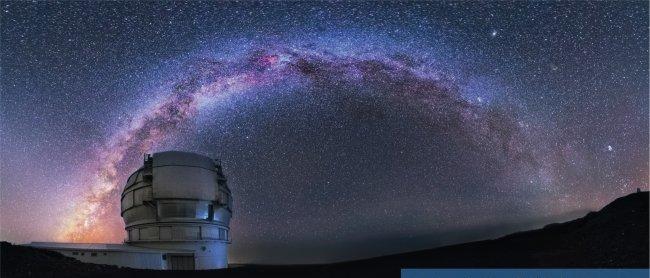 Póster anunciador de las actividades en La Palma que conmemoran el trigésimo aniversario de la Ley del Cielo. Crédito: Gabriel Pérez Díaz, SMM (IAC).