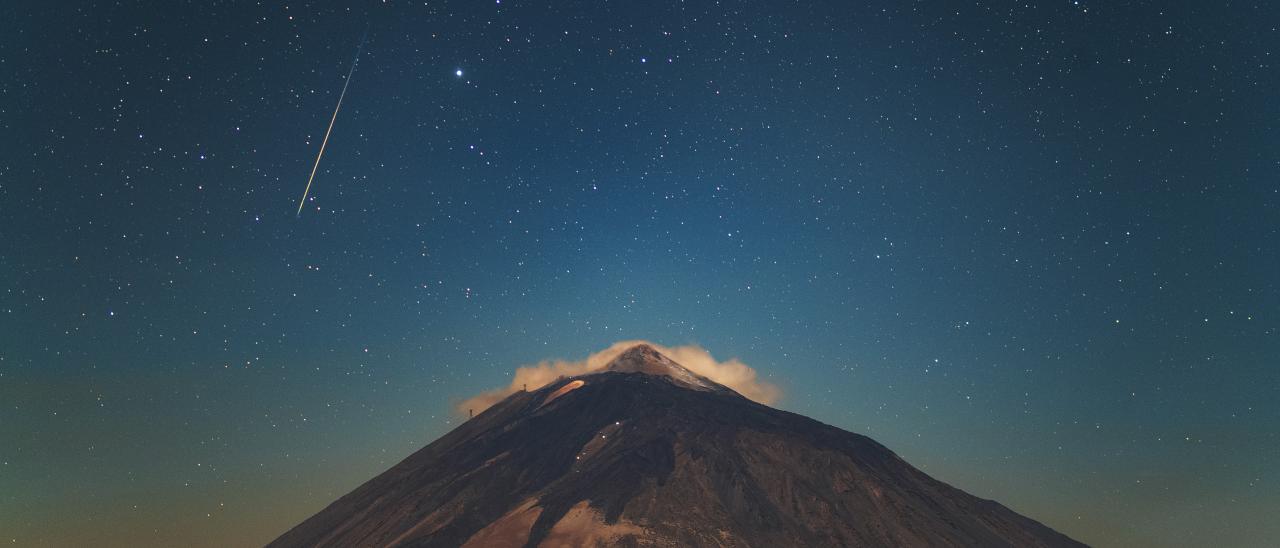 Meteoro sobre el Teide