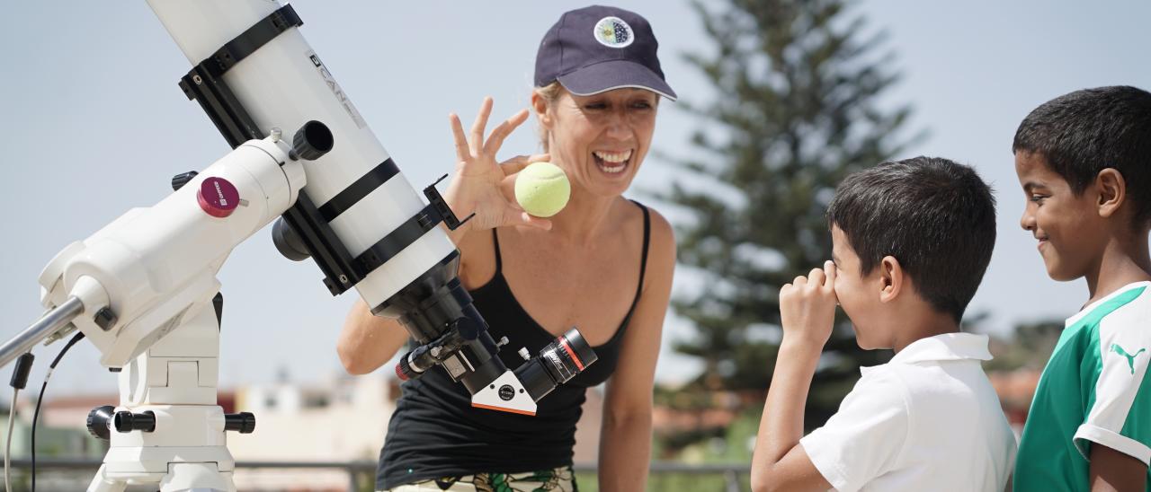 Actividades con niños y niñas saharauis en el MCC y el IAC