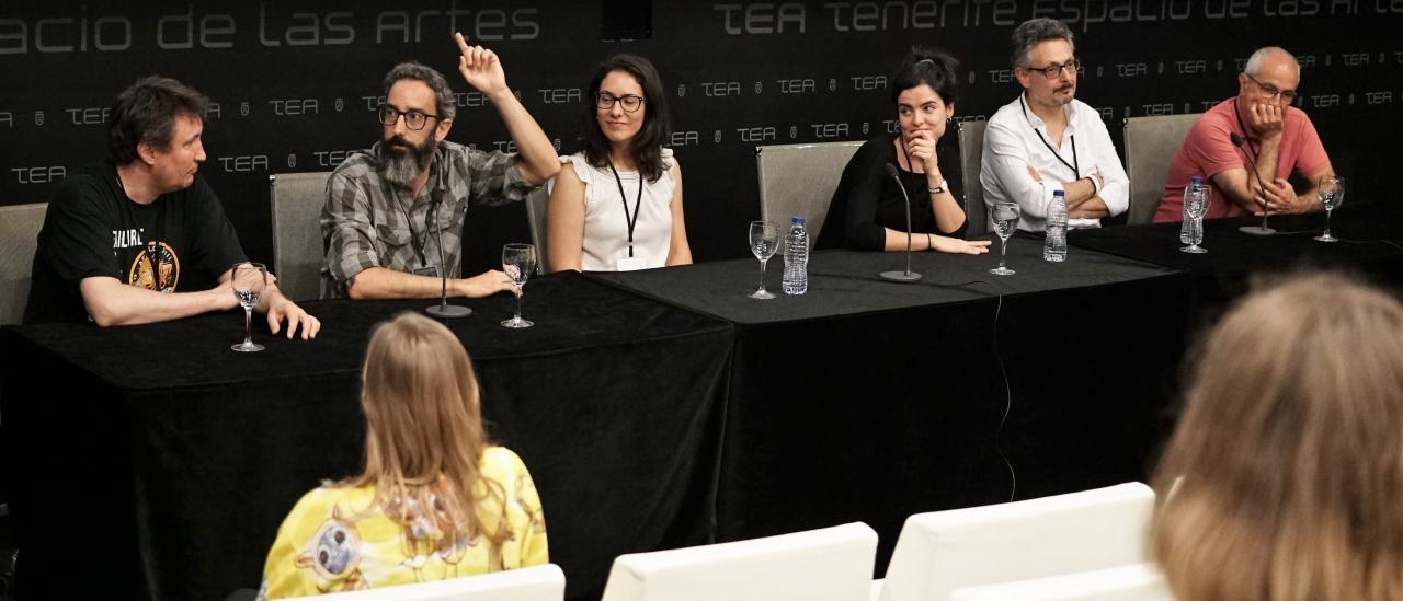 Quinta mesa de debate del DNC 2019. 