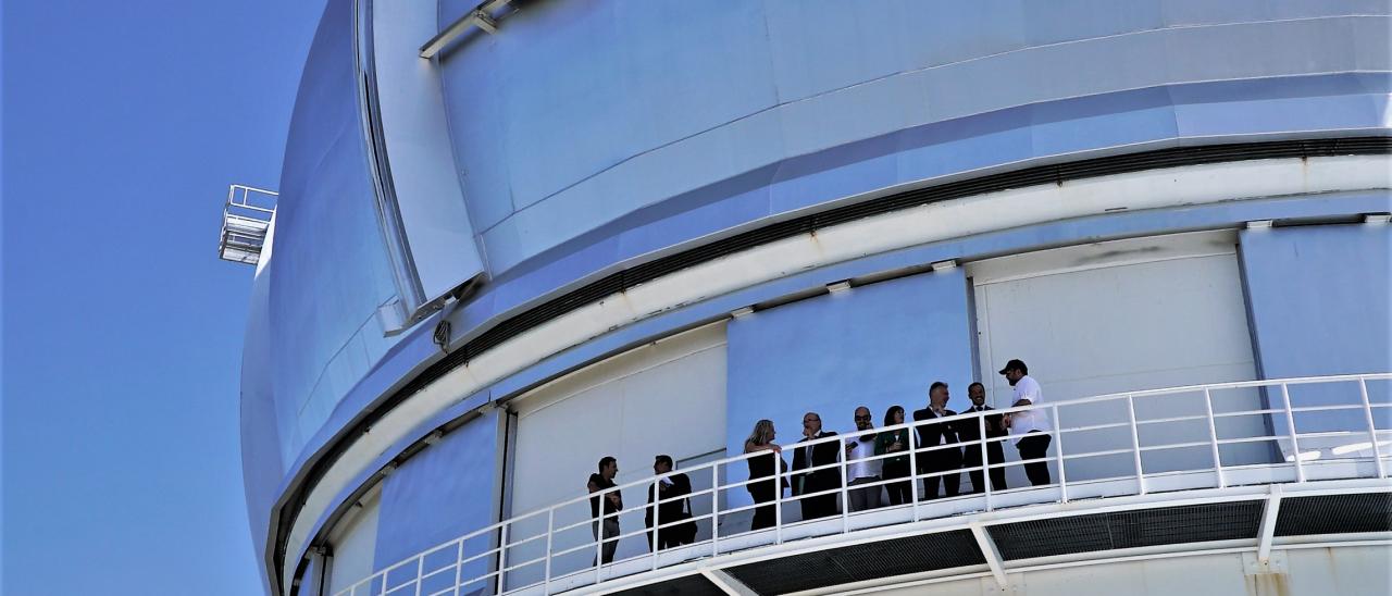 Representantes políticos de instituciones canarias visitan el GTC