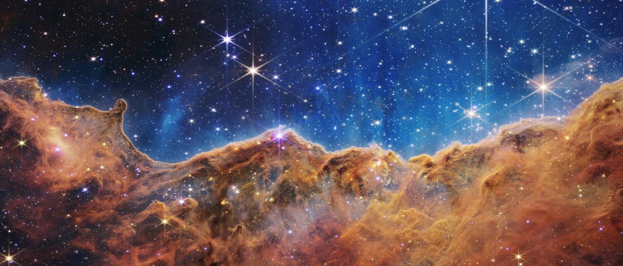 The Museum of Science and the Cosmos hosts the series of talks "From the Sky to the Thesis" to bring astrophysics closer to the public