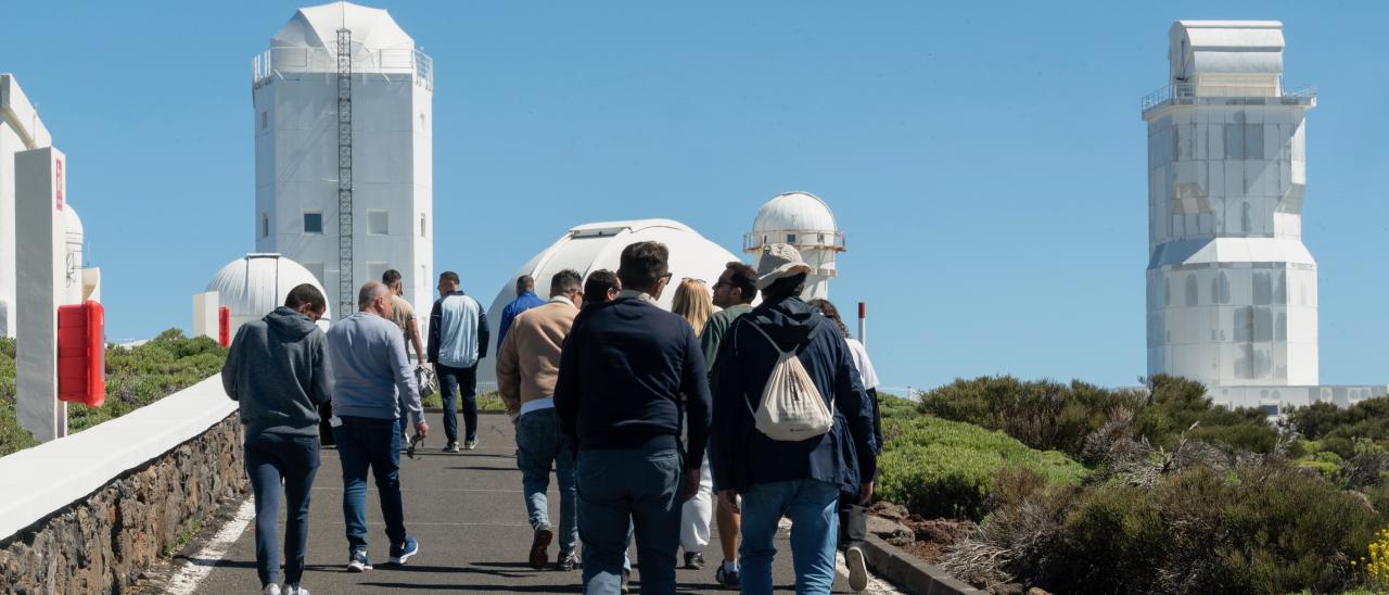 Staff from the Tenerife II - El Rosario penitentiary centre visit the Teide Observatory