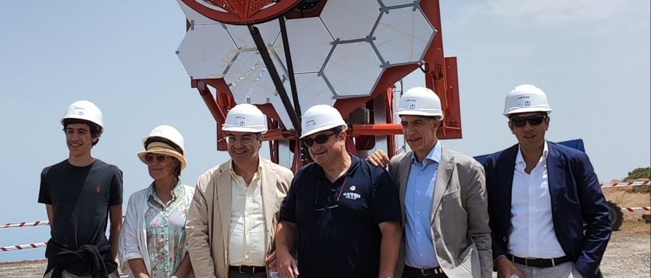 INAF and IAC representatives next to the first telescope of the ASTRI network