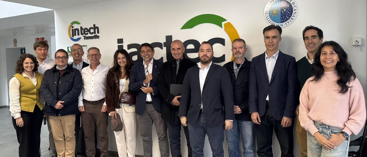 Foto grupal de los asistentes al kick-off del proyecto Constelación Islas Canarias (CIC)