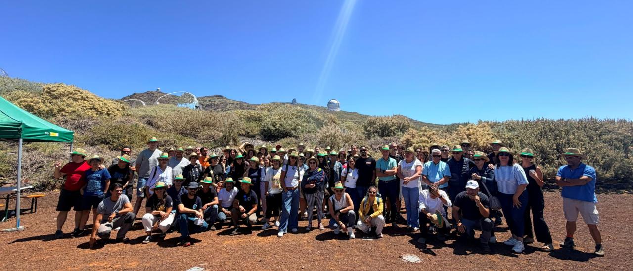 Imagen de parte de los participantes en las Jornadas de Puertas Abiertas de Garafía en el ORM / IAC