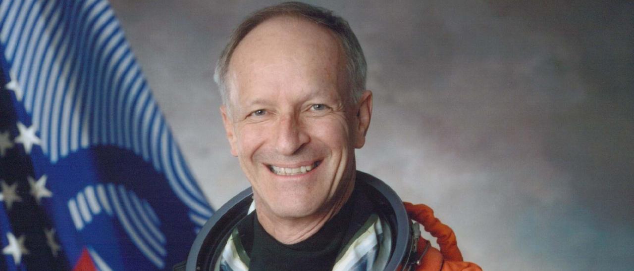 Claudie Nicollier, the first Swiss austronaut  / ESA