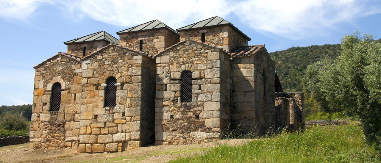 Basílica visigoda de Santa Lucía del Trampal