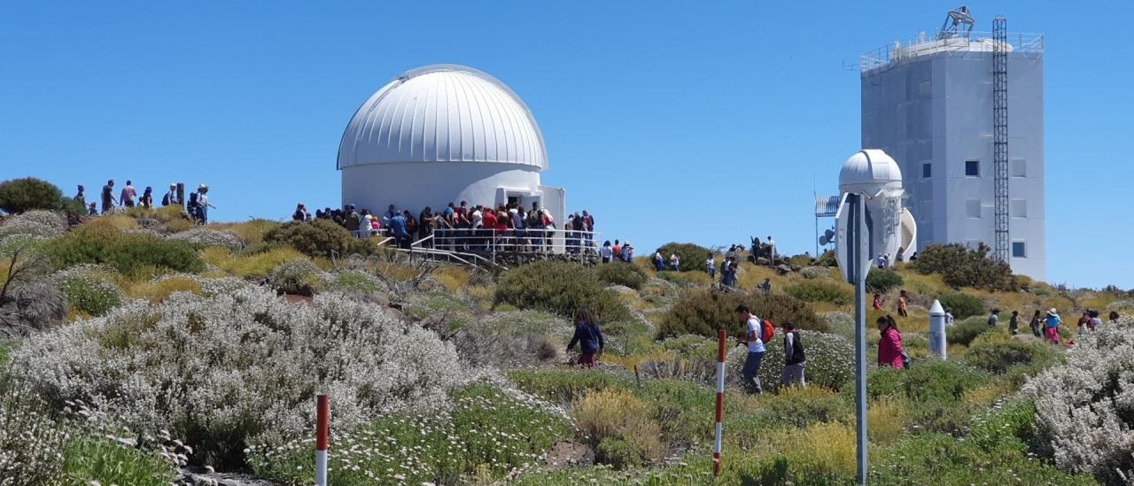 Visitantes durante las Jornadas de Puertas Abiertas 2019 al Observatorio del Teide. Crédito: IAC.