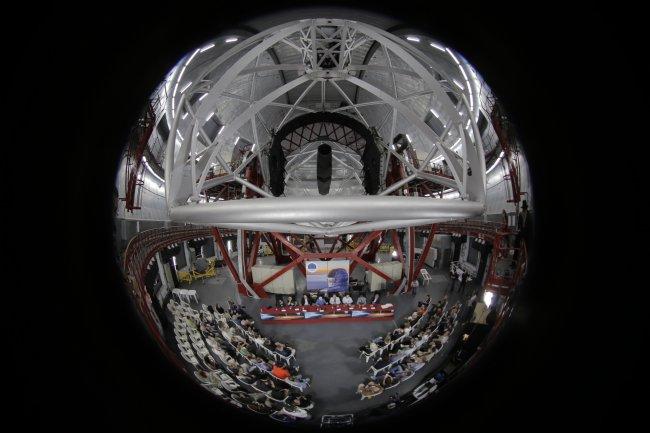 Panel discussion “108 minutes” of STARMUS 2016 at the Gran Telescopio CANARIAS. Credit: Daniel López / IAC. 