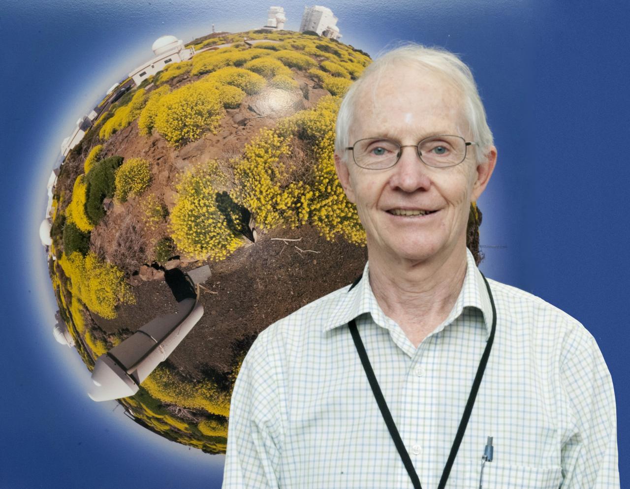 Phil Gregory, Emeritus Professor of the University of British Columbia, one of the lecturers at the XXVI Winter School of the Astrophysics Institute of the Canaries. Credit: Miguel Briganti, SMM (IAC).