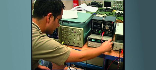 Pruebas criogénicas de la electrónica del detector de EMIR (2005).