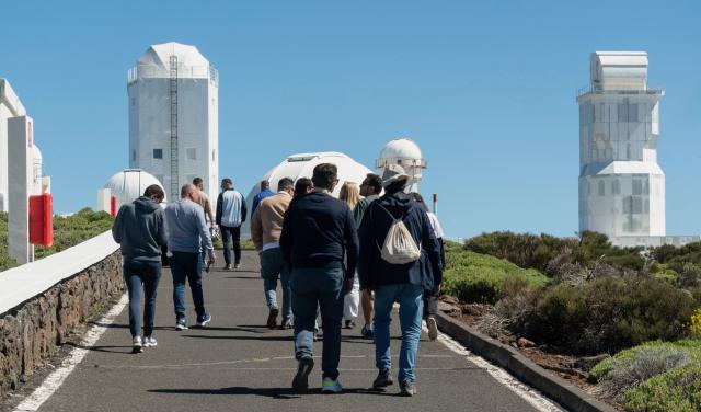 Personal del centro penitenciario Tenerife II - El Rosario visita el Observatorio del Teide