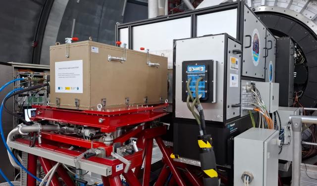 GRANCAIN instrument installed on the Gran Telescopio Canarias (GTC or Grantecan)