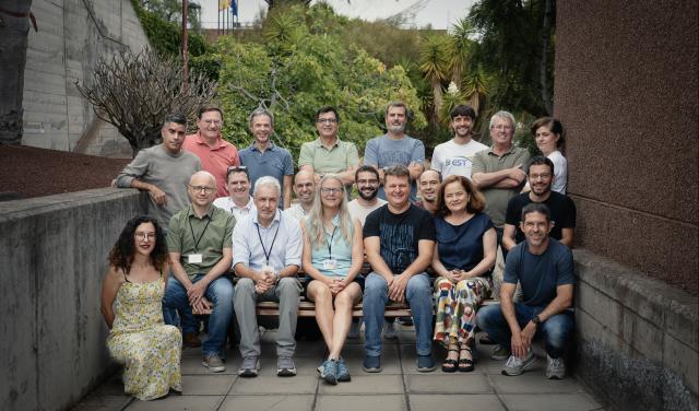 Los revisores con el equipo de EST en la sede del IAC en La Laguna