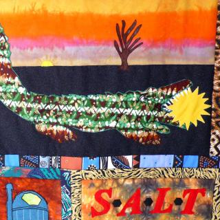Detalle de la colcha de patchwork “Ingubo Entle”, que decora la entrada del Observatorio Astronómico de Sutherland (Sudáfrica). Foto: Carmen del Puerto. Detalle de la colcha de patchwork “Ingubo Entle”, que decora la entrada del Observatorio Astronómico de Sutherland (Sudáfrica). Foto: Carmen del Puerto.