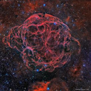Image of Simeis 147 (also known as Sharpless 2-240 and by the popular name of the Spaghetti Nebula), taken with the remote astrograph of the Unit for Communication and Scientific Culture (UC3) of the IAC, which is at the Teide Observatory (Izaña, Tenerife