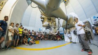 Guided tour at the Optical Ground Station (OGS) during the Open Days 2016 at the Teide Observatory. Credit: Daniel Padrón.