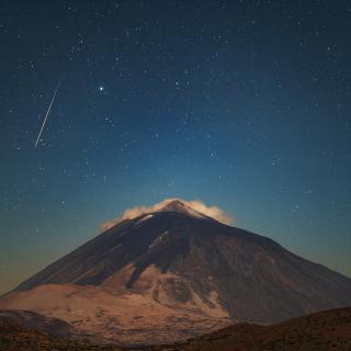 Meteoro sobre el Teide