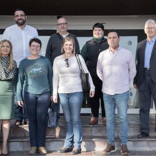 The Town Council of Tequeste visits the IAC (From left to right) Antonia María Varela, Antonio López González, Ana Rosa Mena, Ricardo Chico Marrero, Candelaria de la Rosa González, Eladia Mª López Lutzardo, Julián Rodríguez Pérez and Campbell Warden. Credit: Inés Bonet (IAC)