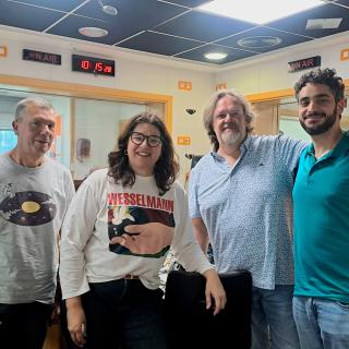 Verónica Martín junto a los protagonistas del programa: José Acosta, Alfred Rosenberg y Alberto Fox / IAC