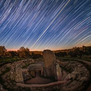 Sunrise at equinox (19 Marzo 2019) from Lácara dolmen (La Nava de Santiago, Extremadura, Spain)