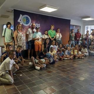Participantes en la jornada de actividades organizadas por el IAC, ACAPS y el MCC en el marco del programa “Vacaciones en Paz”