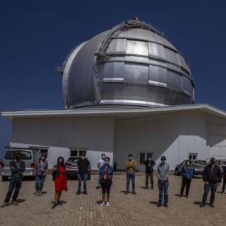 Participantes del III Festival Hispanoamericano de Escritores durante su visita al Observatorio del Roque de los Muchachos. Crédito: Juan Antonio González Hernández / IAC.