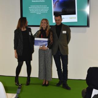 Antonia Varela recoge el premio del Reto FiturNext 2020 Antonia Varela recoge el premio del Reto FiturNext 2020