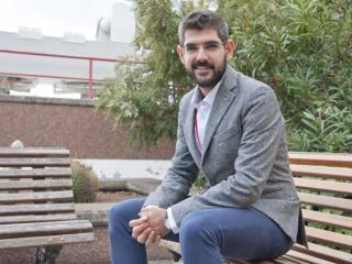 César Velasco Muñoz, experto en Salud Pública, en el Instituto de Astrofísica de Canarias (IAC). Crédito: Elena Mora (IAC). 8505