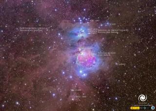 Nebulosa de Orión (M42). También conocida como NGC 1976, es una nebulosa difusa situada al sur del cinturón de Orión. Es una de las nebulosas más brillantes que existen, y puede ser observada a simple vista sobre el cielo nocturno. Está situada a unos 1.2 8572