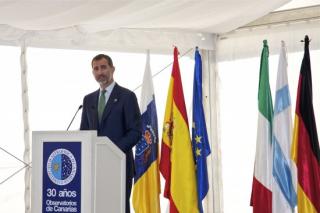 His Majesty the King, during the celebration of the 30th anniversary of the Canary Island Observatories, delivering his speech. Credits: Luis Chinarro (IAC). His Majesty the King, during the celebration of the 30th anniversary of the Canary Island Observatories, delivering his speech. Credits: Luis Chinarro (IAC).