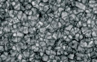 Intergranular bright point. Intergranular bright point.